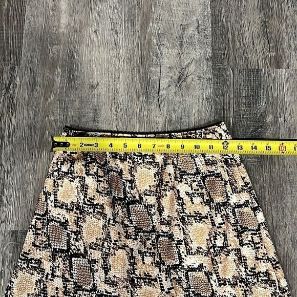 Evereve NWOT Peyton Jensen Reagan Cole Hearted snake skin midi skirt - XS ($108) - Picture 6 of 7